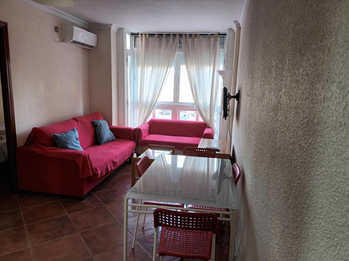 Apartamentos Vialia Sol Y Playa มาลากา ภายนอก รูปภาพ
